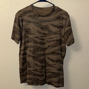 All Saints men’s M size t shirt camo